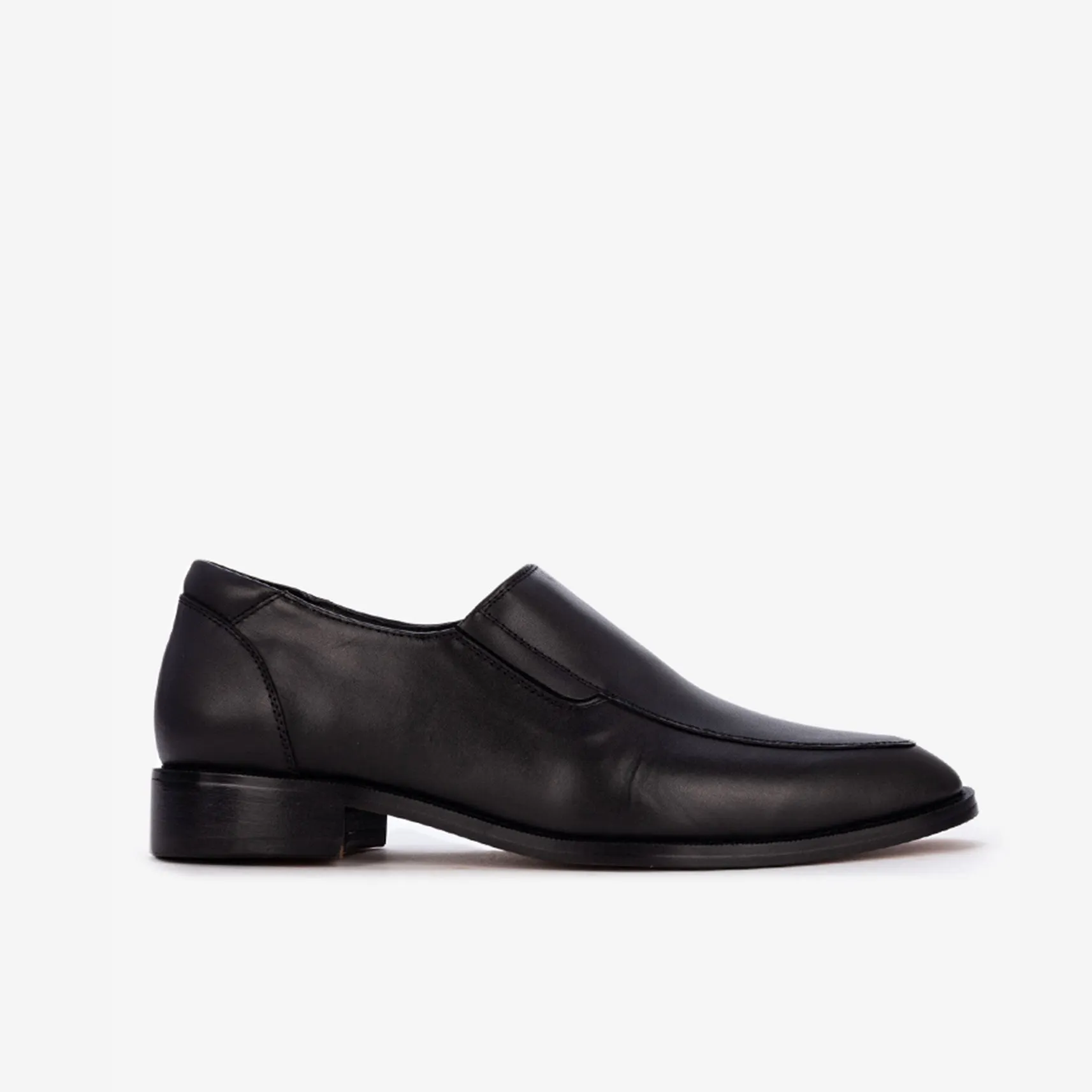 ASHFORD in Black