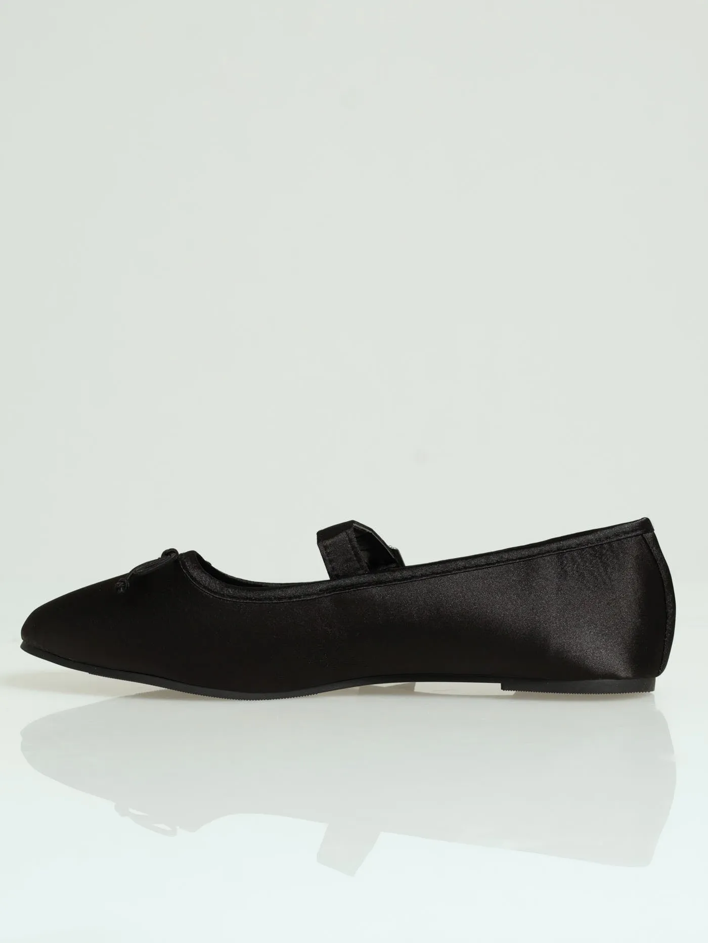 Ballet Pump With Bow & Buckle - Black