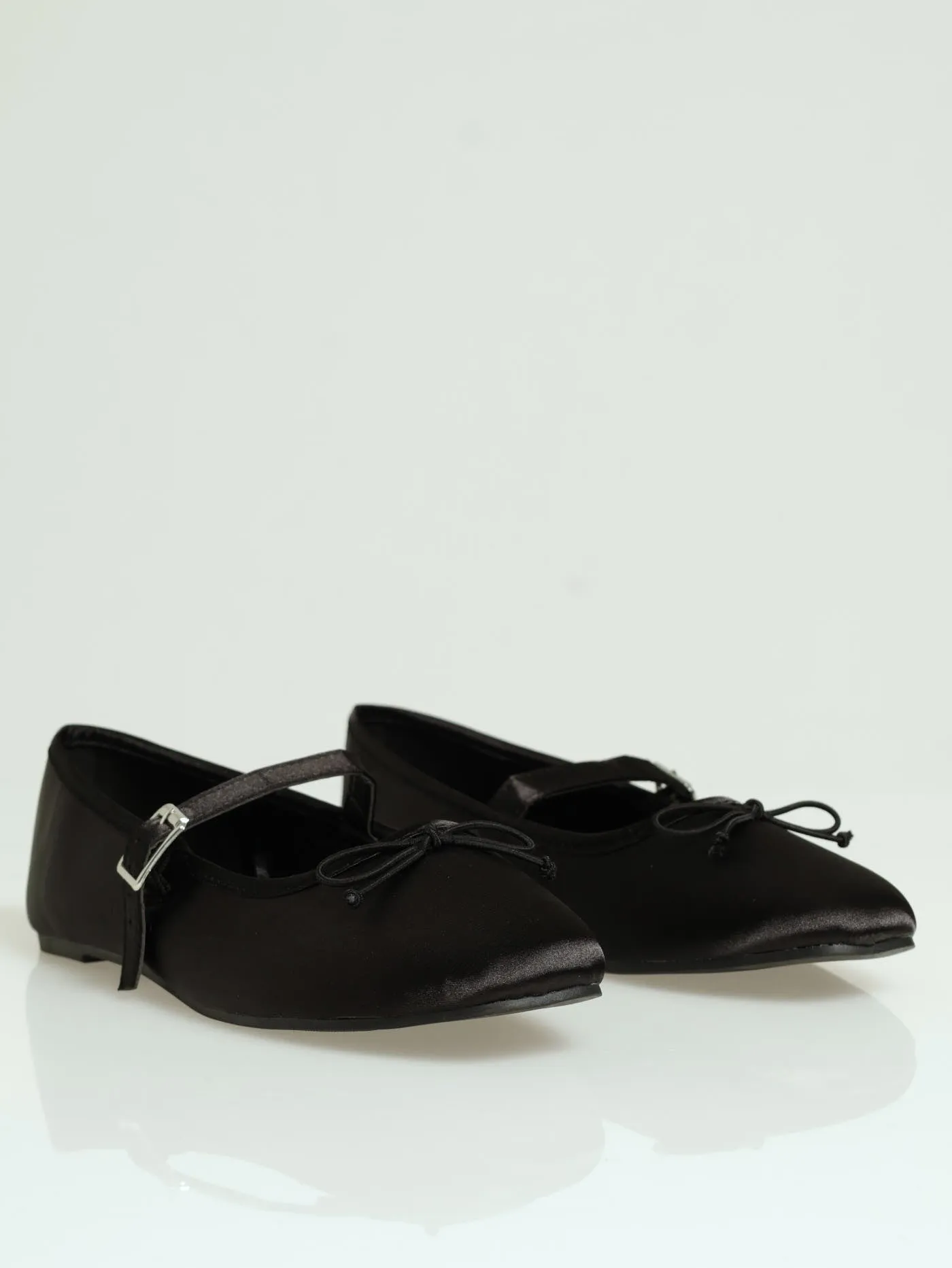 Ballet Pump With Bow & Buckle - Black