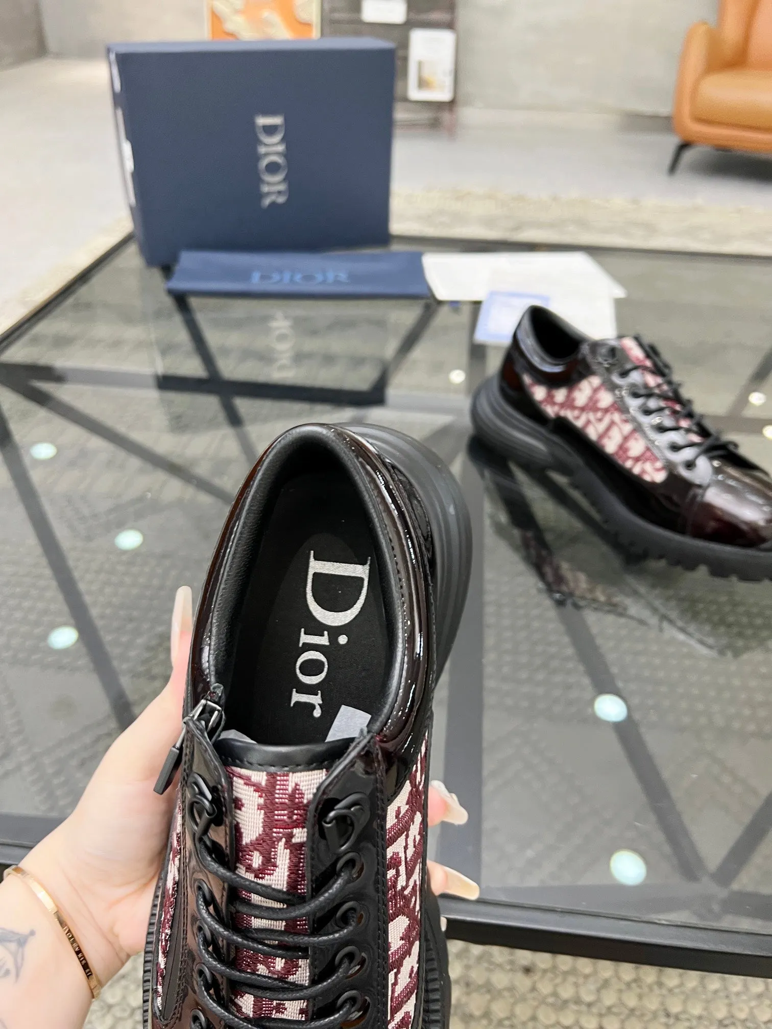CD COMBAT DERBY SHOE WINE POLISHED CALFSKIN