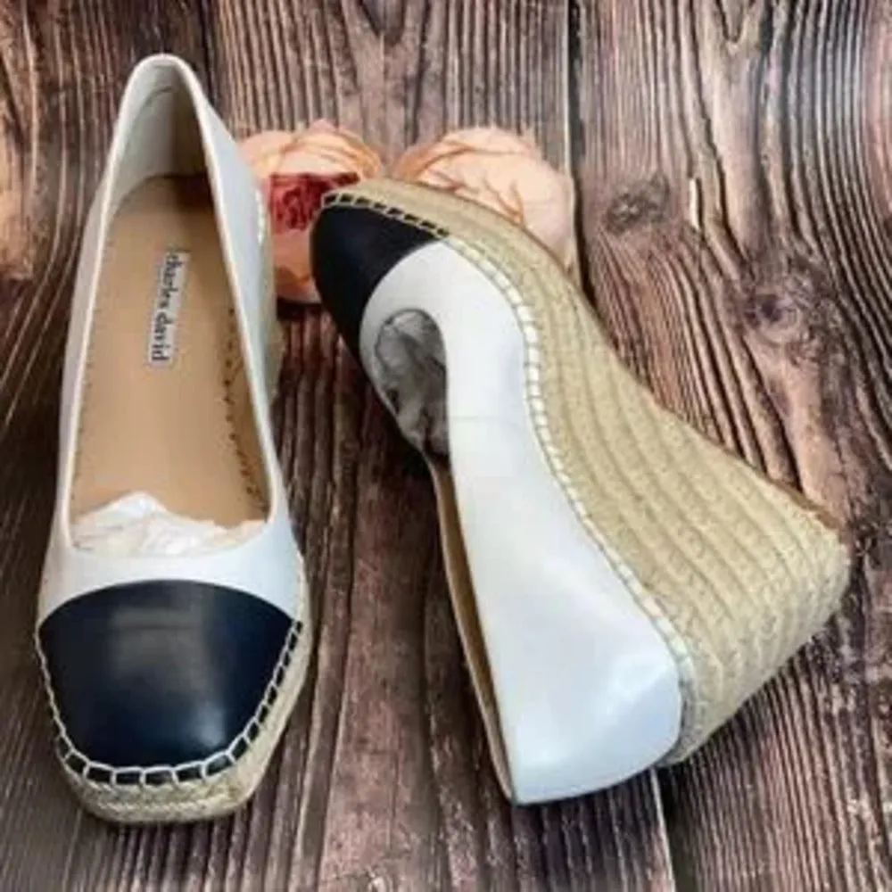 Charles David White Leather Pump 5