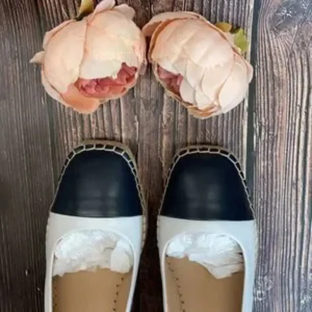 Charles David White Leather Pump 5