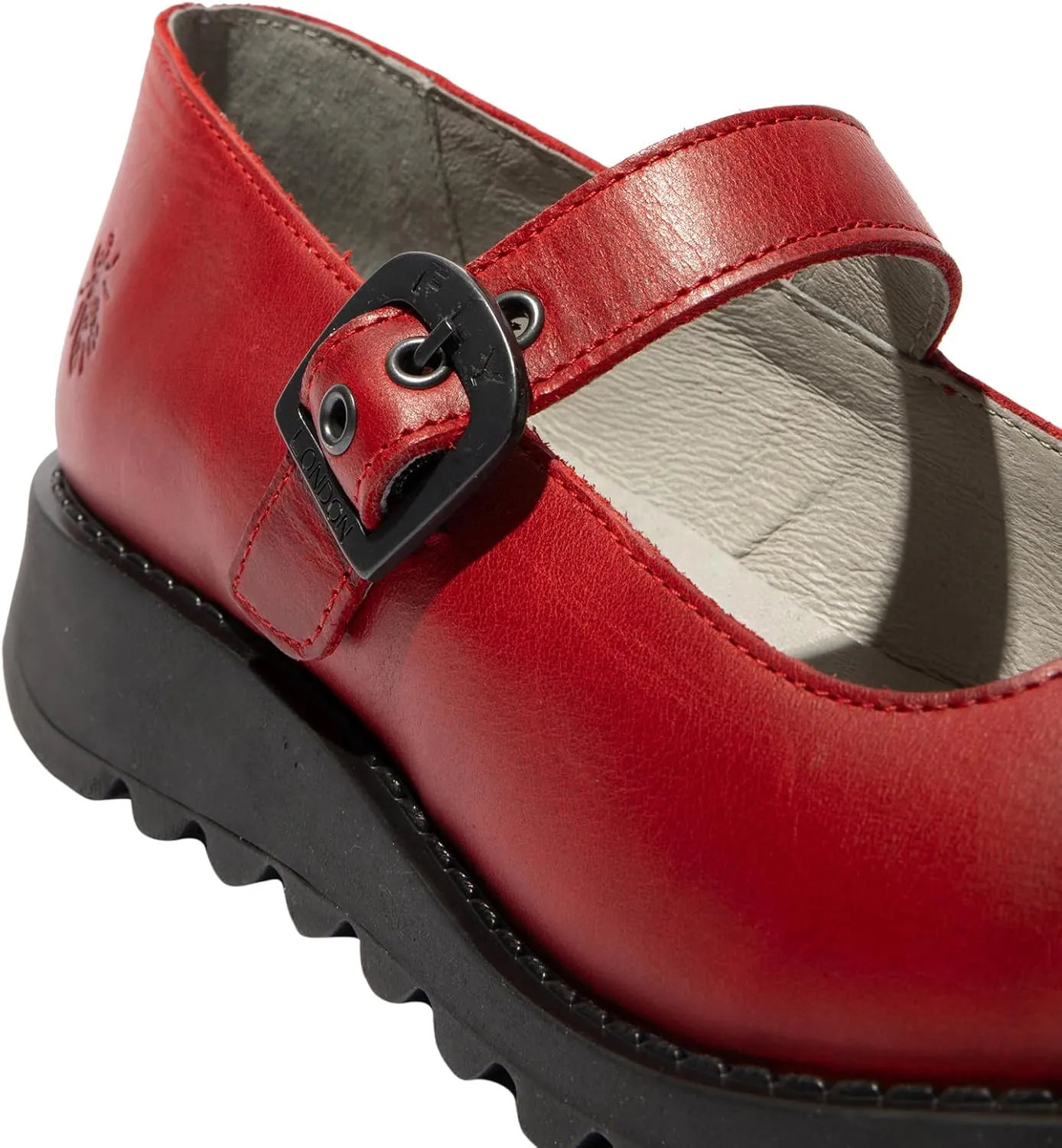 FLY London Women's Samp132fly Pump
