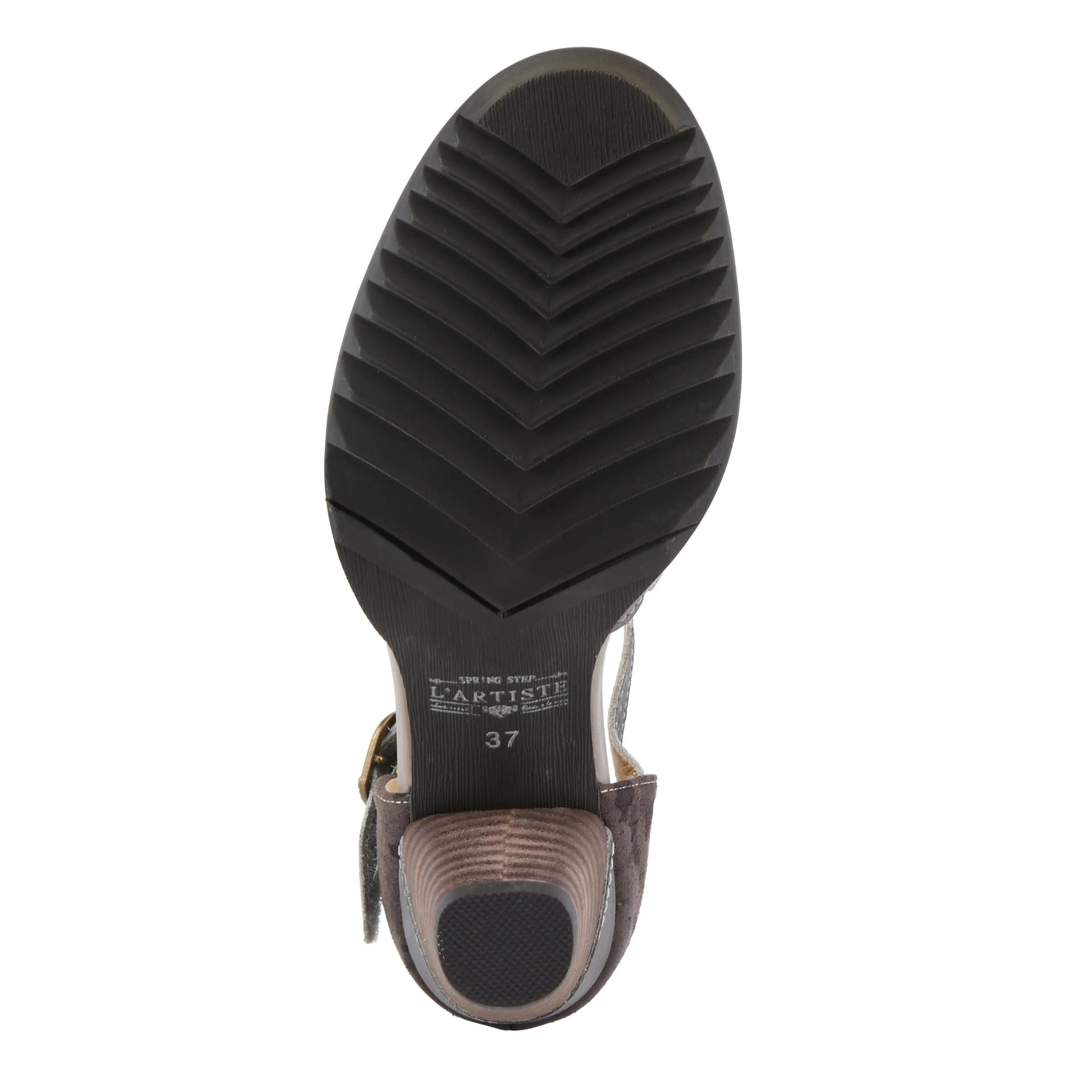 L'Artiste Parchelle Closed Toe Leather Shoe