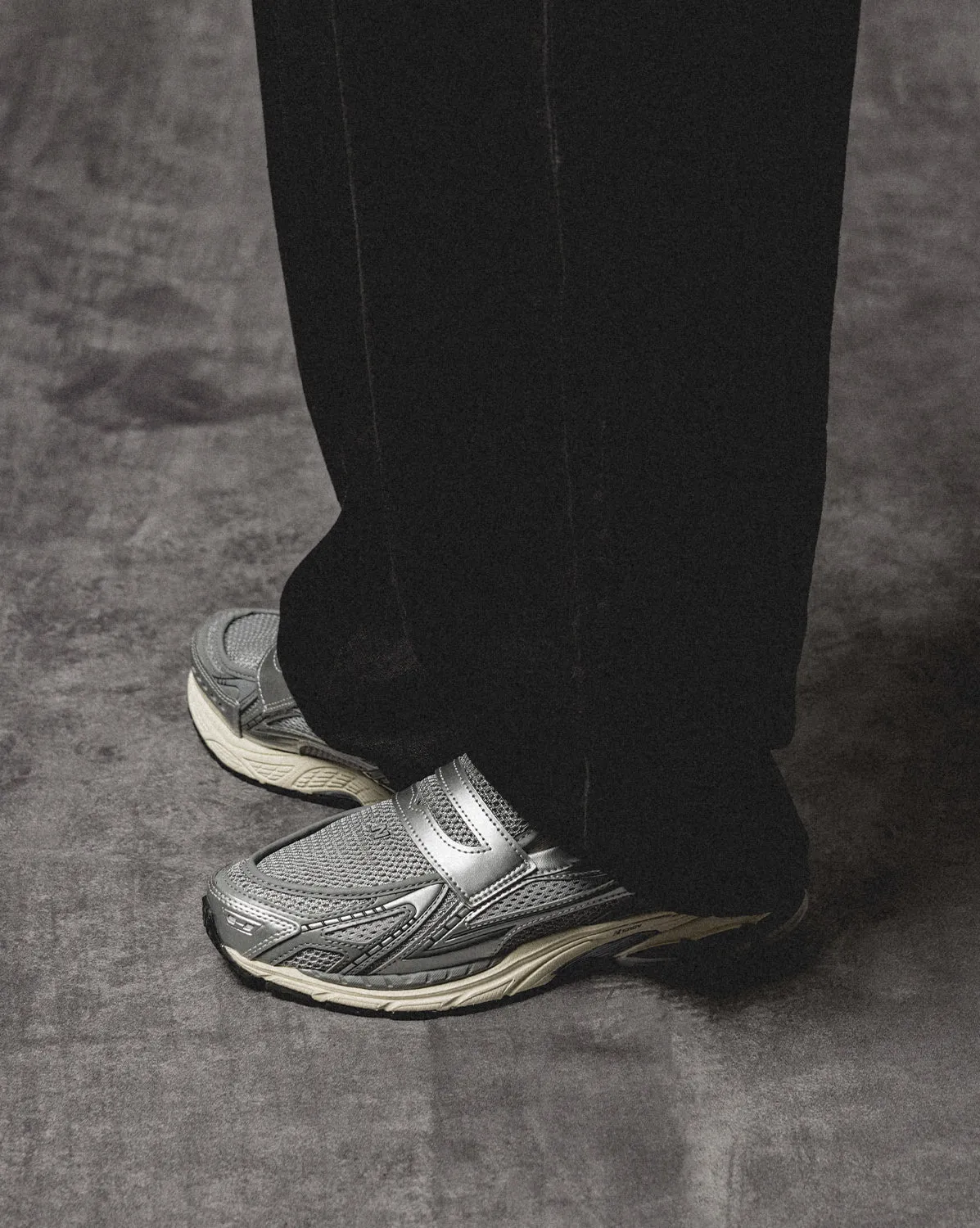 New Balance U1906LAE