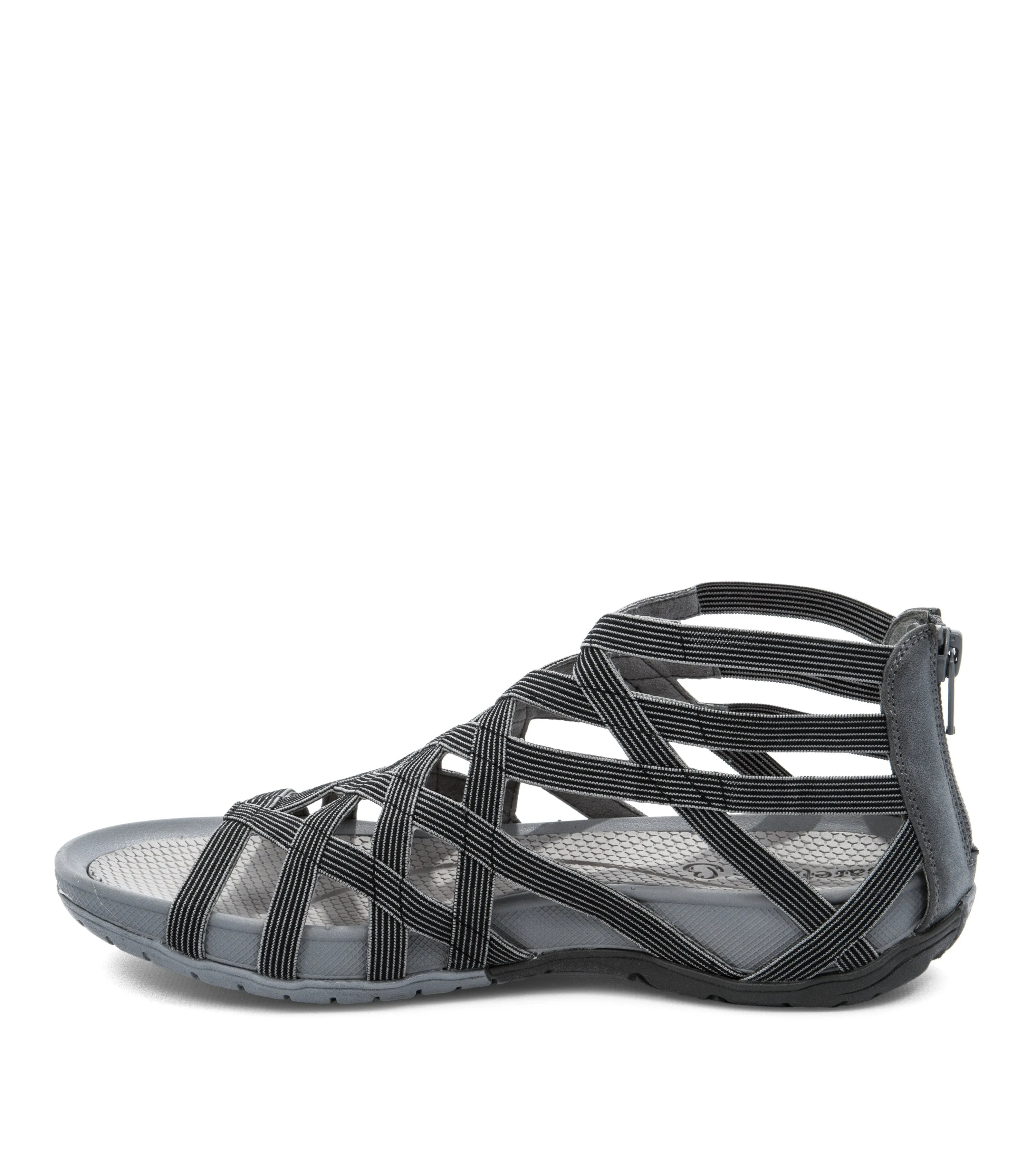 Samina Sandal