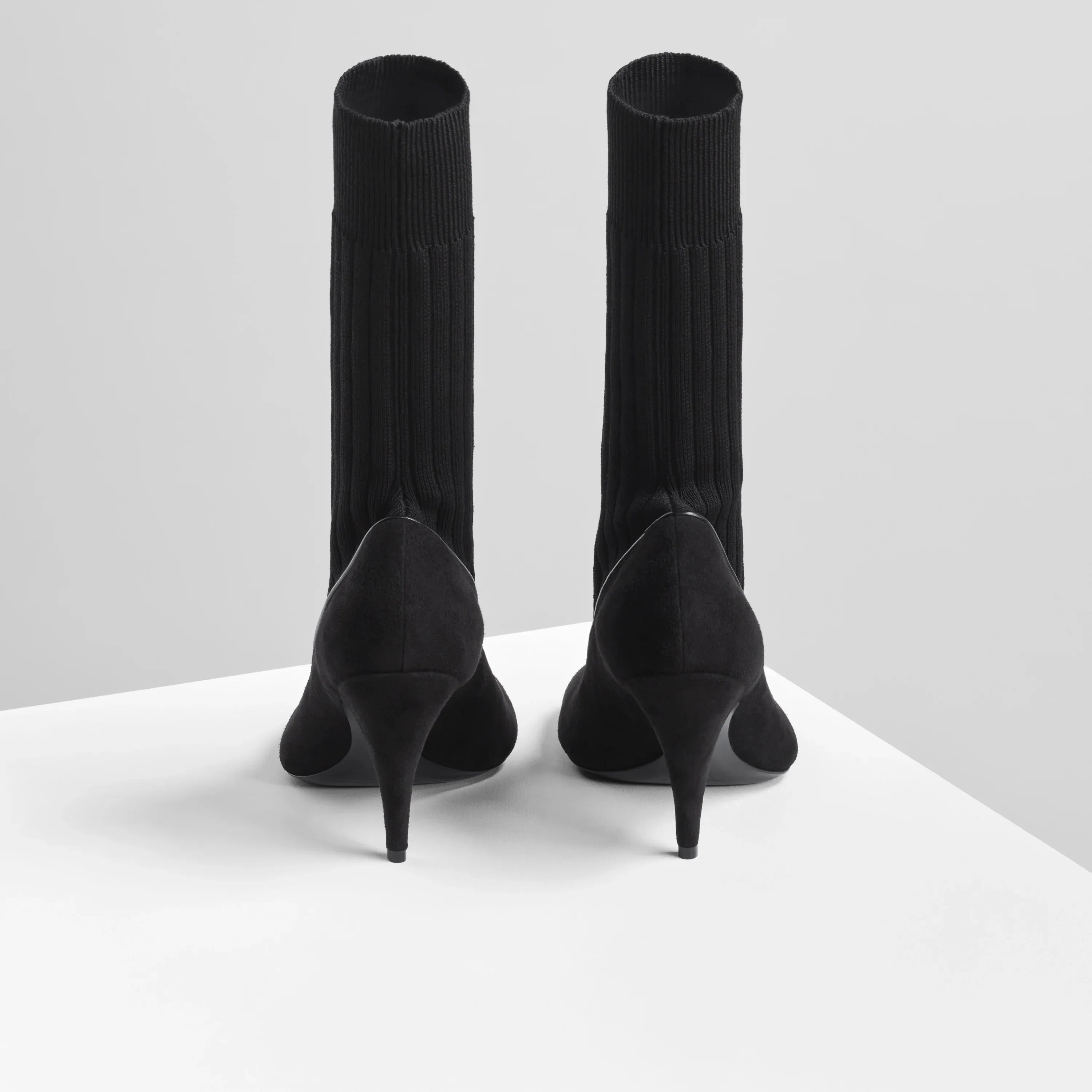 SOFT SOCK PUMP | black suede