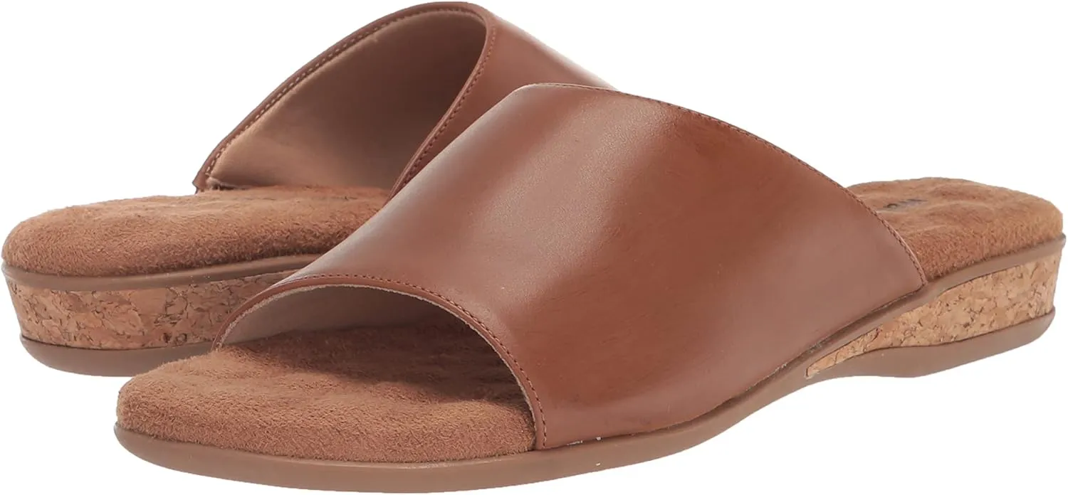 SoftWalk Women's Camano Sandal