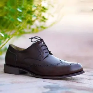 Sophisticated Strides: The Distinguished Derby Shoes | Exquisite Elegance: The Refined Allure of Derby Shoes