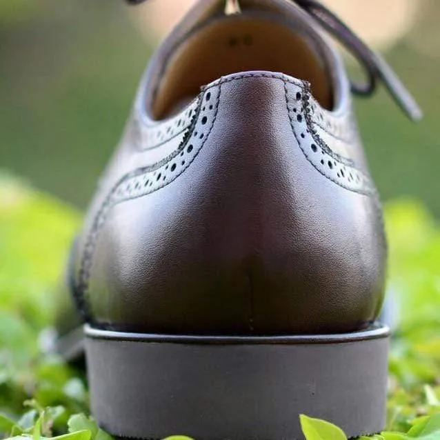 Sophisticated Strides: The Distinguished Derby Shoes | Exquisite Elegance: The Refined Allure of Derby Shoes