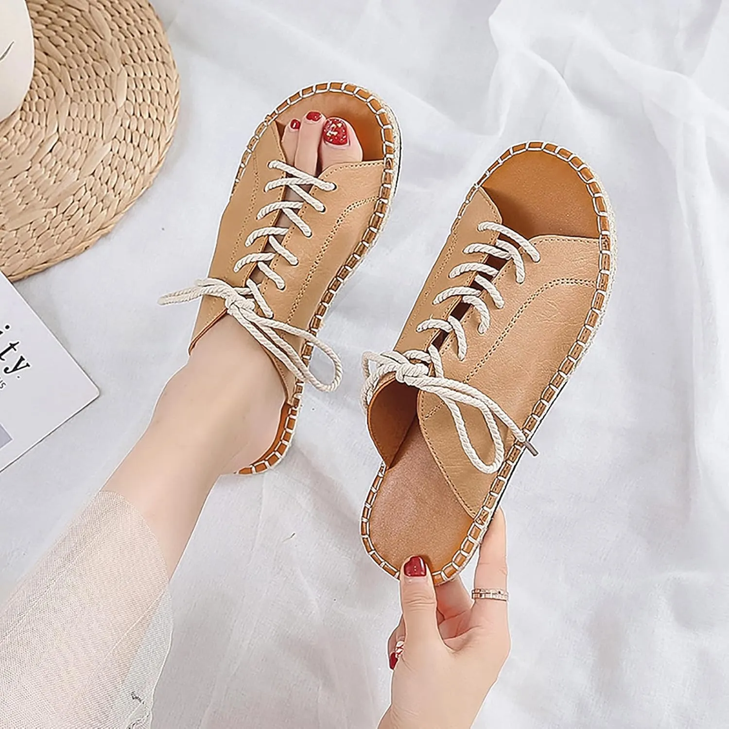 WENOREG Women's Open Toe Lace-Up Straw Weave Flat Slippers,Summer Fashion Round Toe Comfortable Breathable Slip on Beach Indoor Outdoor Dressy Casual Sandals
