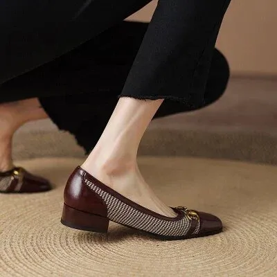 Women′ S Toe Flat Low Heeled Pumps