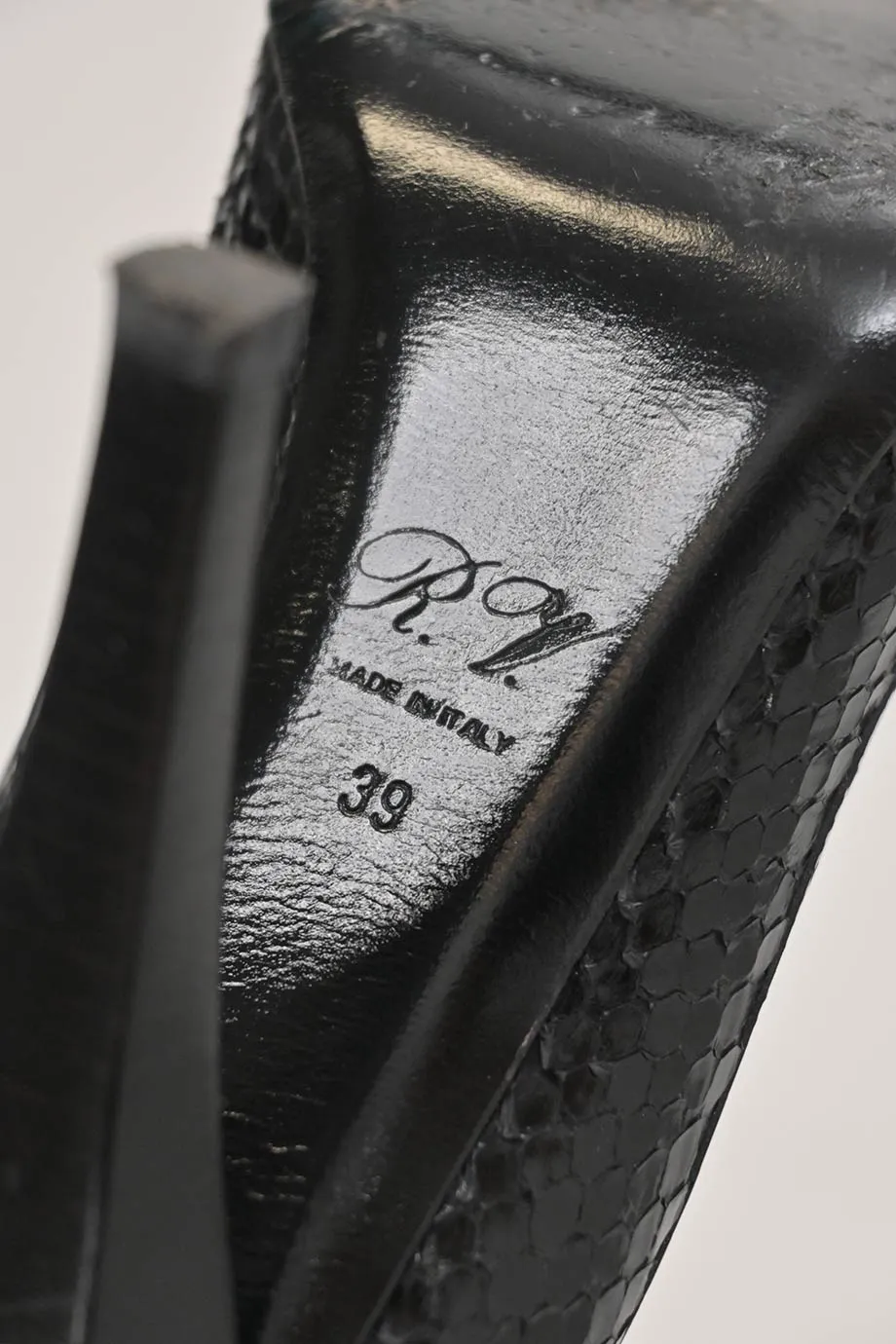 [WS7284] Roger Vivier | High Heel Pump