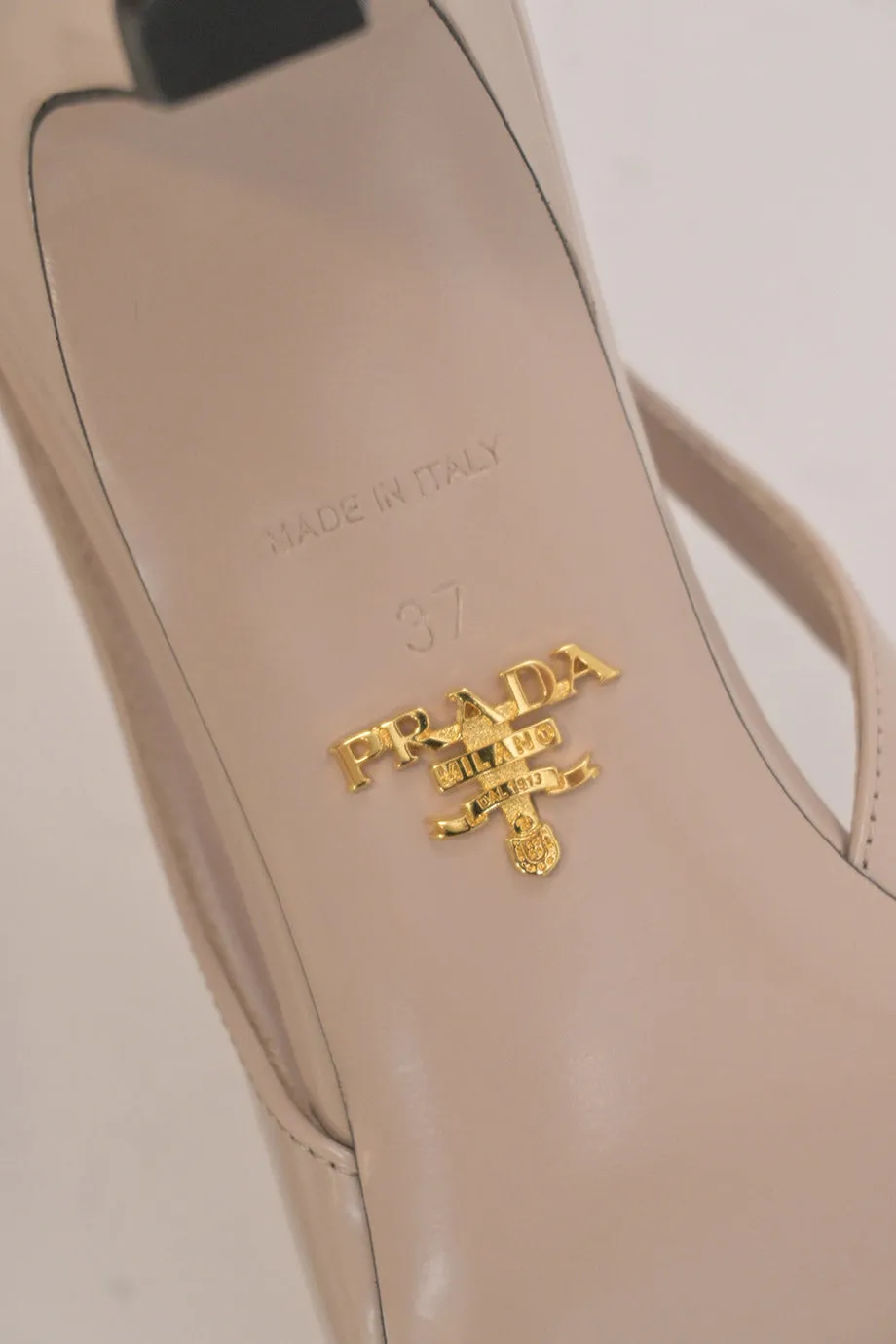 [WS7430] Prada | Low Heel Pump